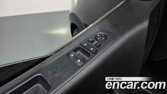 Hyundai Staria Modern, 2023 16