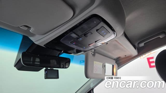 Hyundai Staria Modern, 2023 18