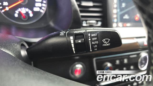 Kia All New K7 3.0 LPI Luxury (арендный автомобиль), 2018 17