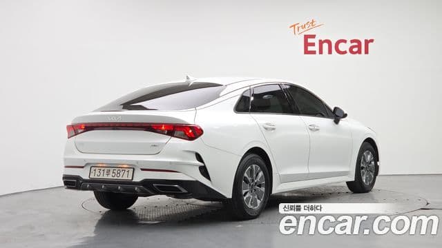 Kia K5 гибрид 3세대 Trendy, 2023 2