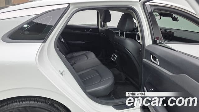 Kia K5 гибрид 3세대 Trendy, 2023 12