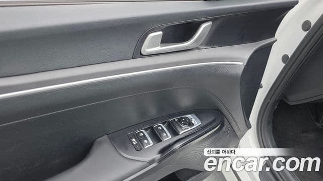 Kia K5 гибрид 3세대 Trendy, 2023 14