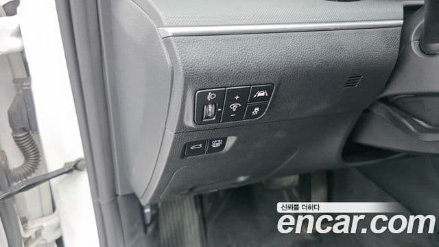 Kia K5 гибрид 3세대 Trendy, 2023 15