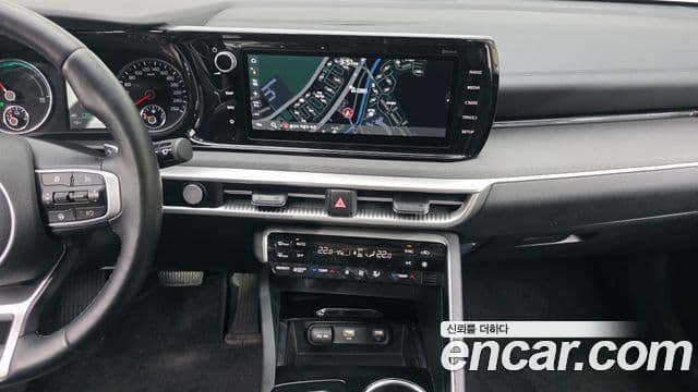 Kia K5 гибрид 3세대 Trendy, 2023 16