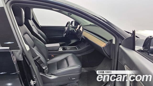 Tesla модель Y Standard Range RWD, 2021 11