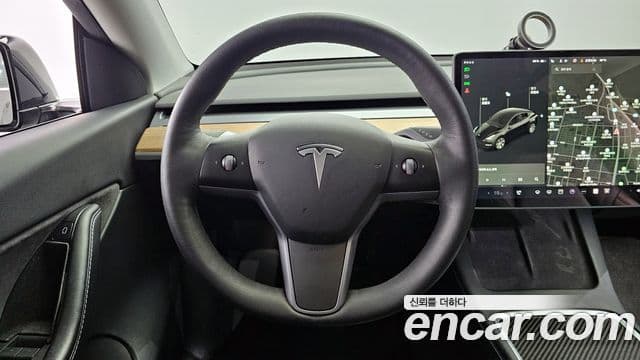 Tesla модель Y Standard Range RWD, 2021 13