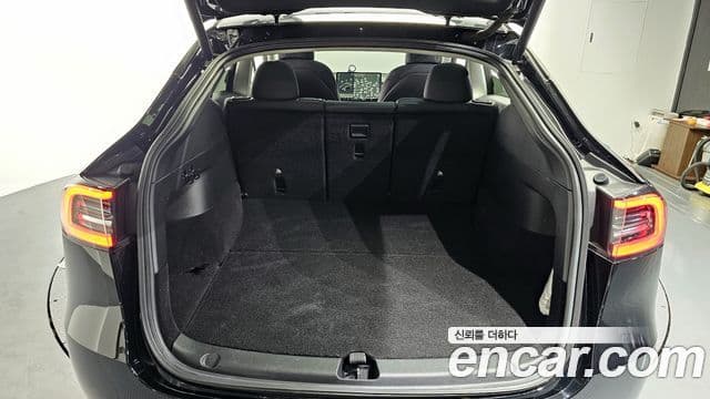 Tesla модель Y Standard Range RWD, 2021 20