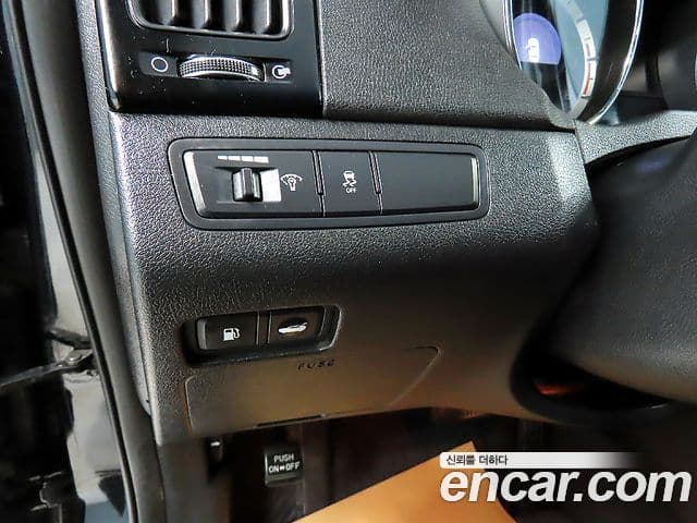 Hyundai YF Sonata топовая версия, 2010 14