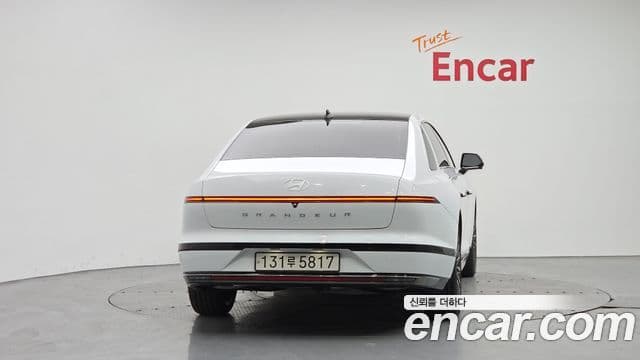 Hyundai Grandeur гибрид (GN7) Calligraphy, 2025 4