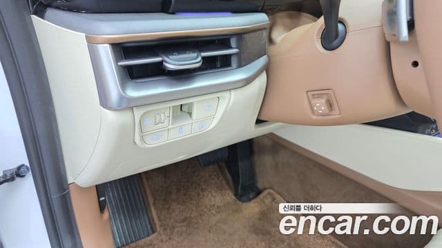 Hyundai Grandeur гибрид (GN7) Calligraphy, 2025 14