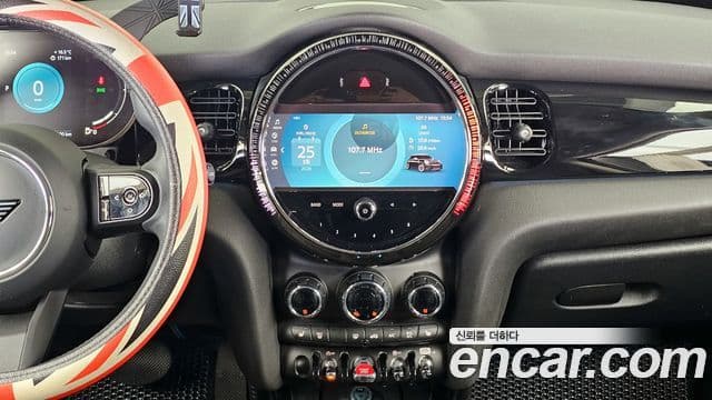 Mini Cooper 3세대, 2024 14