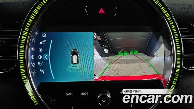 Mini Cooper 3세대, 2024 15