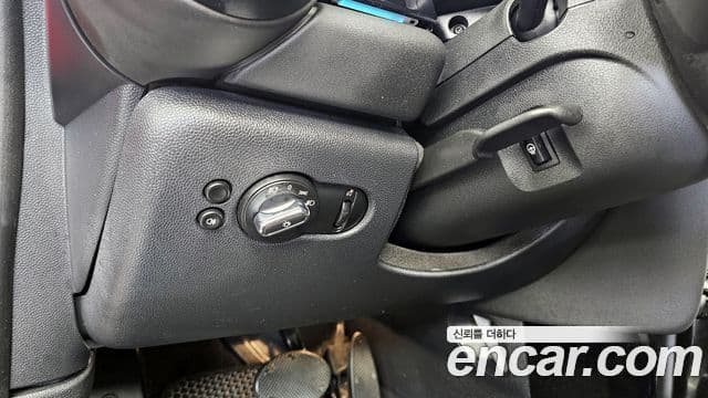 Mini Cooper 3세대, 2024 17