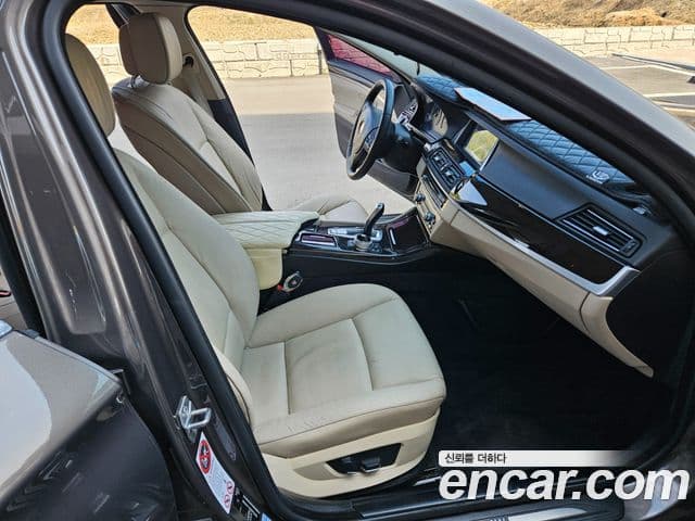 BMW 5시리즈 (F10), 2013 10