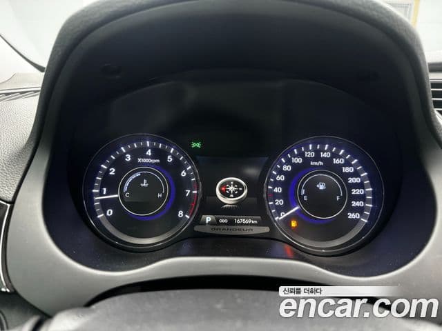 Hyundai Grandeur HG Modern, 2014 8