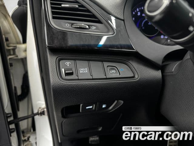 Hyundai Grandeur HG Modern, 2014 12