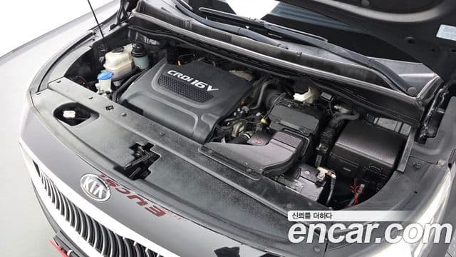 Kia All New Carnival Prestige, 2015 6