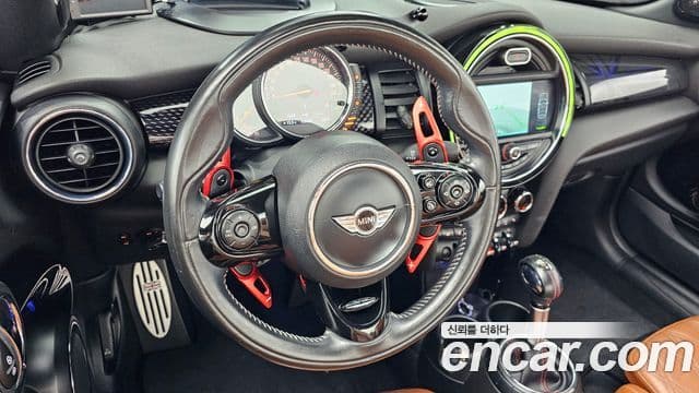 Mini Cooper S кабриолет 3세대, 2017 13
