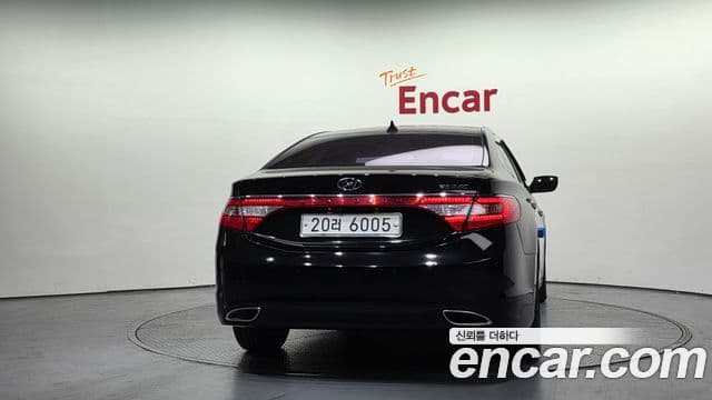 Hyundai Grandeur HG Luxury, 2011 4