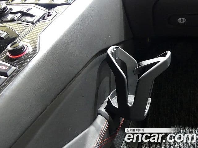 Lamborghini 아벤타도르 S LP740-4, 2018 13