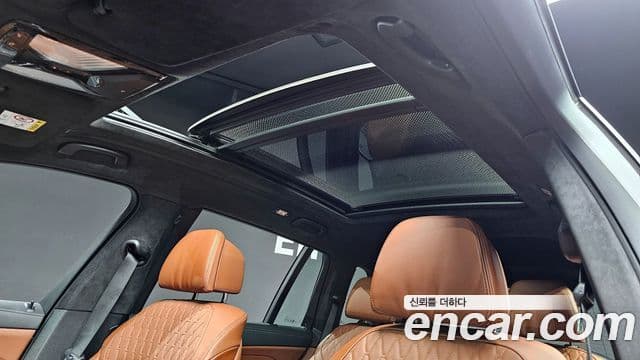 BMW X7 (G07) xDrive 40i M Sport 6인승, 2025 18