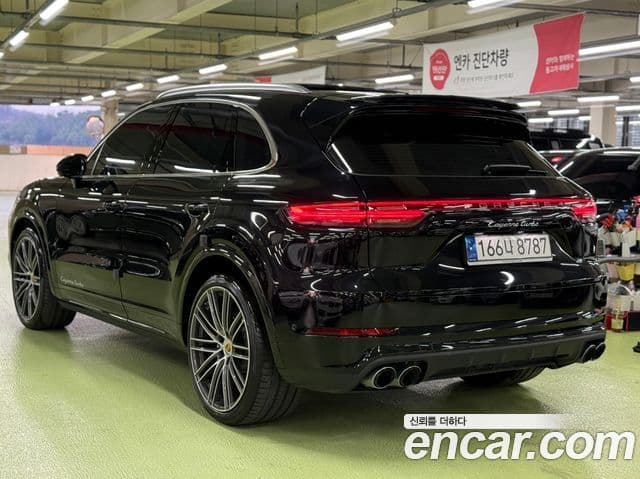 Porsche Cayenne (PO536) 4.0 турбо, 2022 4