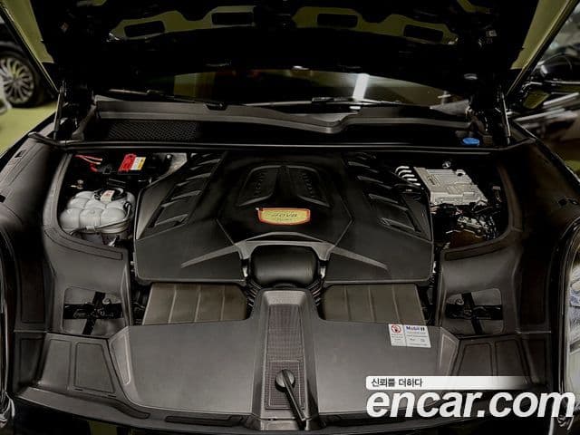 Porsche Cayenne (PO536) 4.0 турбо, 2022 6