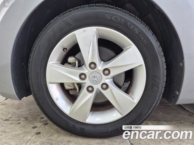 Hyundai Avante MD Modern, 2013 20