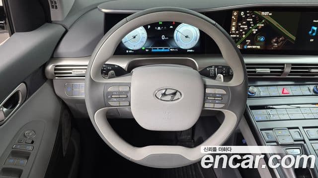 Hyundai NEXO Premium, 2024 13