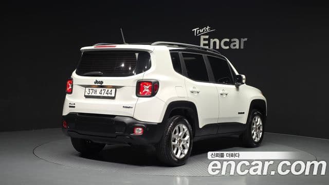 Jeep Renegade 2.0 дизель Longitude AWD, 2017 2