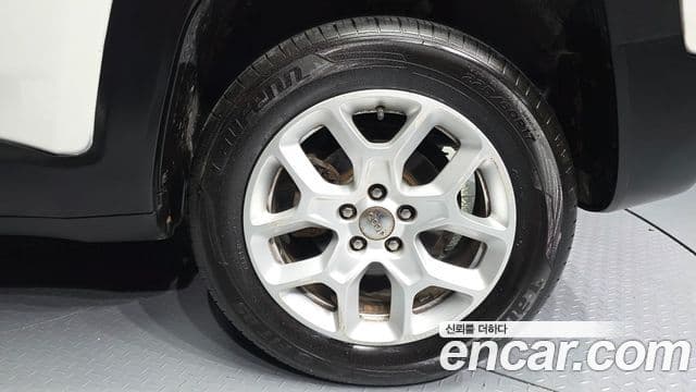 Jeep Renegade 2.0 дизель Longitude AWD, 2017 все фото