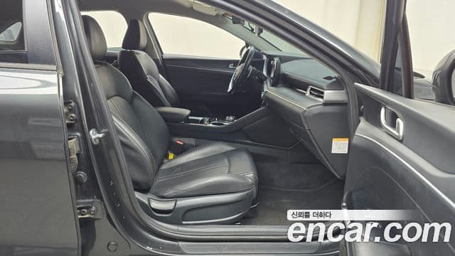 Kia K5 гибрид 3세대 Prestige, 2022 11