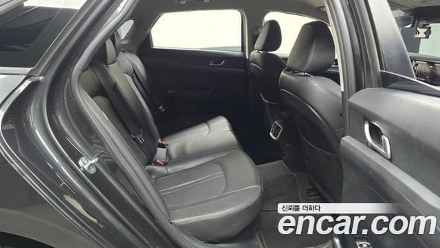 Kia K5 гибрид 3세대 Prestige, 2022 12