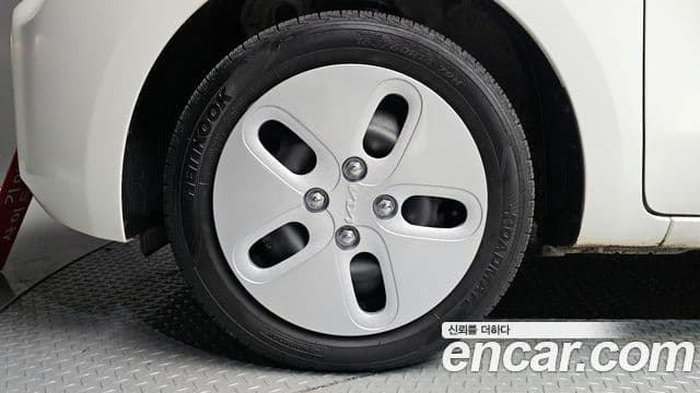 Kia The / новый New Ray Standard, 2022 все фото