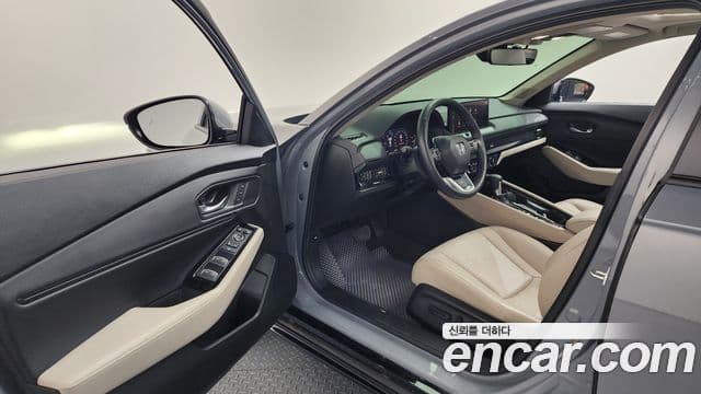 Honda Accord 11세대 2.0 гибрид Туринг (Touring), 2023 10