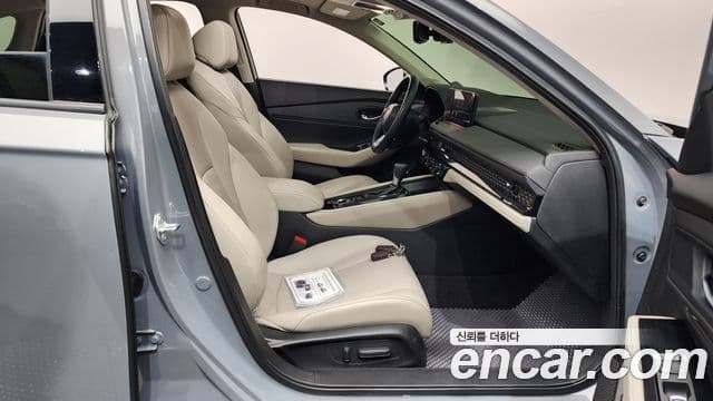 Honda Accord 11세대 2.0 гибрид Туринг (Touring), 2023 11