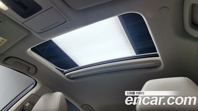 Honda Accord 11세대 2.0 гибрид Туринг (Touring), 2023 19