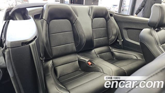 Ford Mustang кабриолет, 2019 12