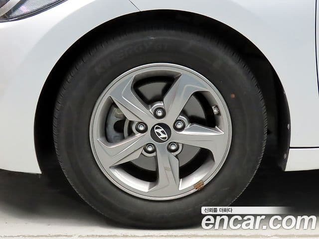 Hyundai Avante AD 1.6 GDI Smart, 2017 все фото