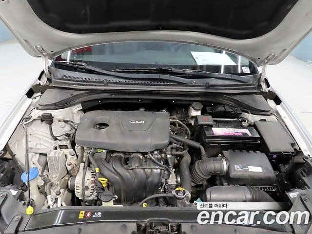 Hyundai Avante AD 1.6 GDI Smart, 2017 6