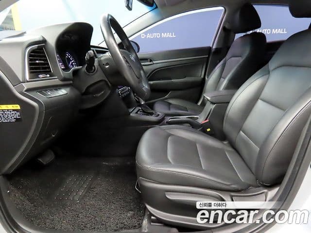 Hyundai Avante AD 1.6 GDI Smart, 2017 10