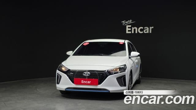 Hyundai Ioniq гибрид, 2016 3