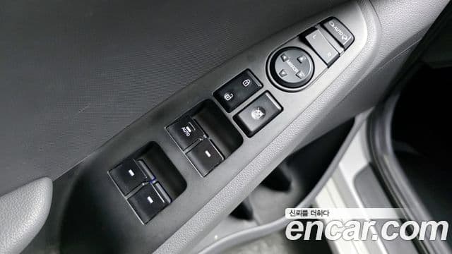 Hyundai Ioniq гибрид, 2016 14