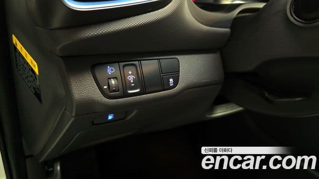 Hyundai Ioniq гибрид, 2016 15