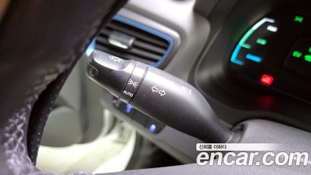 Hyundai Ioniq гибрид, 2016 16