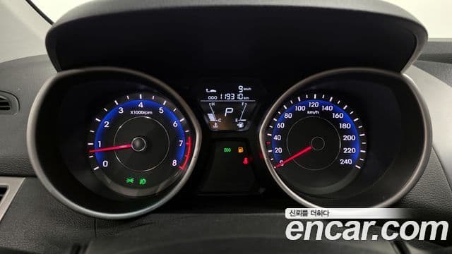 Hyundai Avante MD M16 GDI Smart, 2013 8