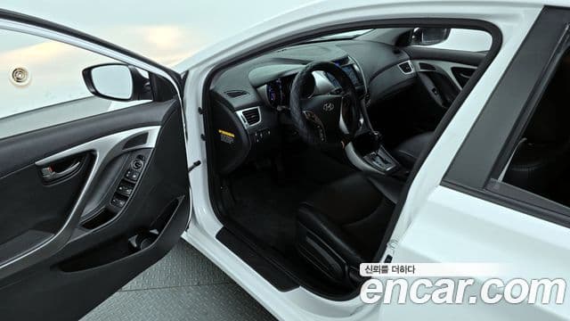 Hyundai Avante MD M16 GDI Smart, 2013 12