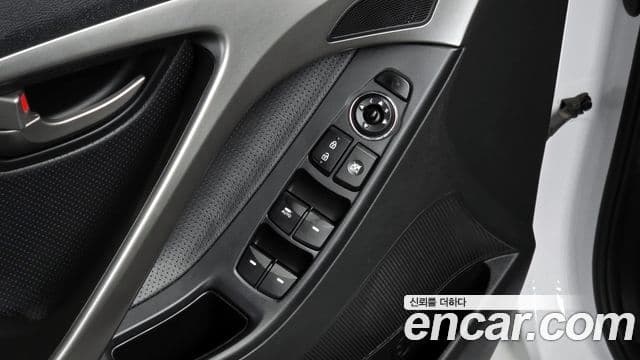 Hyundai Avante MD M16 GDI Smart, 2013 20