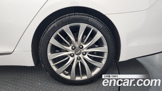 Genesis G80 Premium Luxury, 2018 все фото