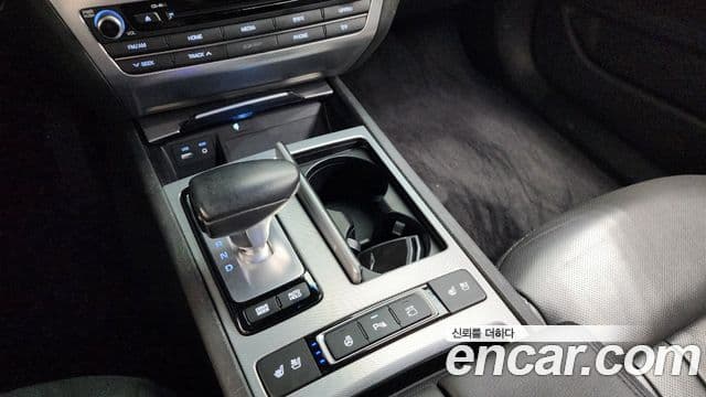 Genesis G80 Premium Luxury, 2018 9